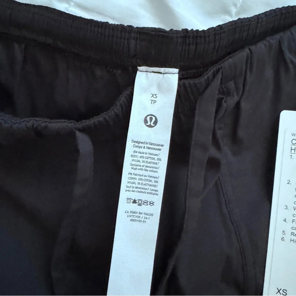 🆕🖤 Lululemon Cotton Blend Poplin High Rise Short - Black - Picture 5 of 9